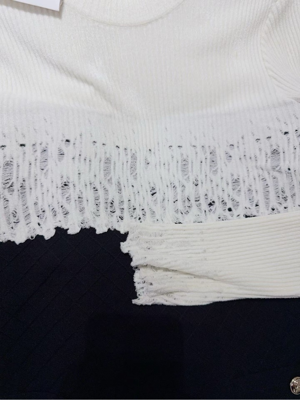 CHANEL White & Black Two-Tone Knit Dress-Top with Lace and Button Accents - Picture 4 of 8